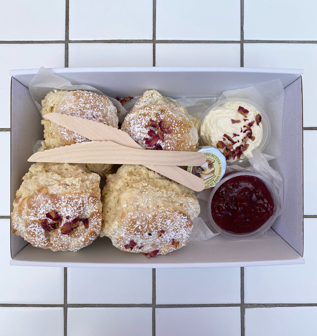 Scone Boxes – The Butcher's Daughters Cakes